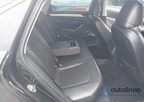 2014 Volkswagen Passat 1.8T Wolfsburg Edition from USA, damaged, VIN 1VWAT7A32EC032576